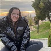 Soy estudiante de doble grado de educación infantil y primaria con mención de educación especial.